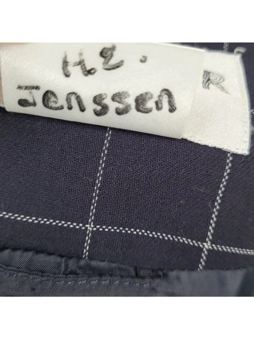 Jaeger Black Pure New Wool Windowpane Buttoned Collarless Suit Jacket Size 12